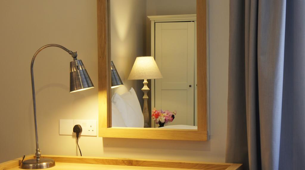 Abergavenny Hotel Room photo
